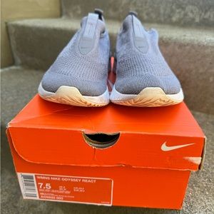 Nike Odyssey React Women’s Size 7.5 Excellent Condition